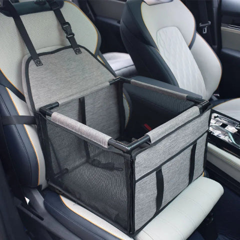Scaun Auto Pliabil pentru Câini – Practic și Sigur