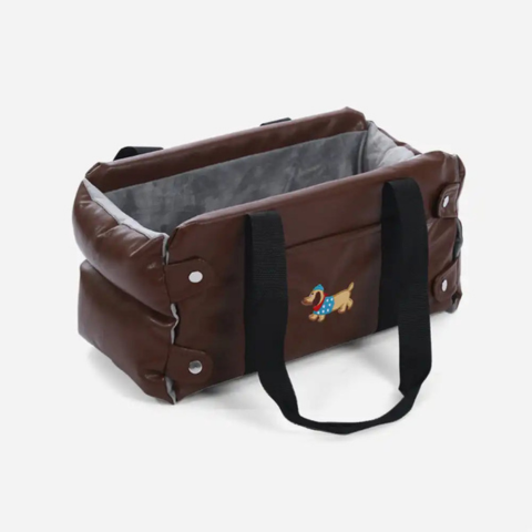 Căruț Auto Pentru Câini Mici — Siguranță Și Confort În Mașină