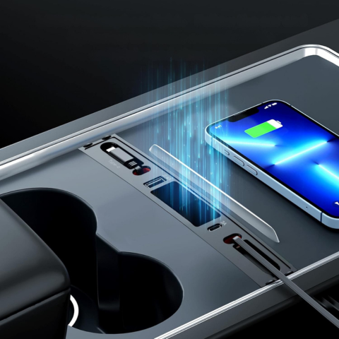 Nabíječka do auta pro Tesla Model 3/Y (2021-2023) — Rychlá a praktická