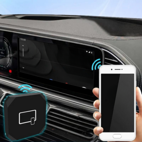 Adapter bezprzewodowy – Podłącz swój smartfon do ekranu pokładowego