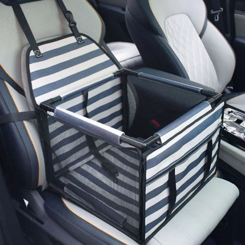 Foldable Car Seat for Dog – Practical and Safe 