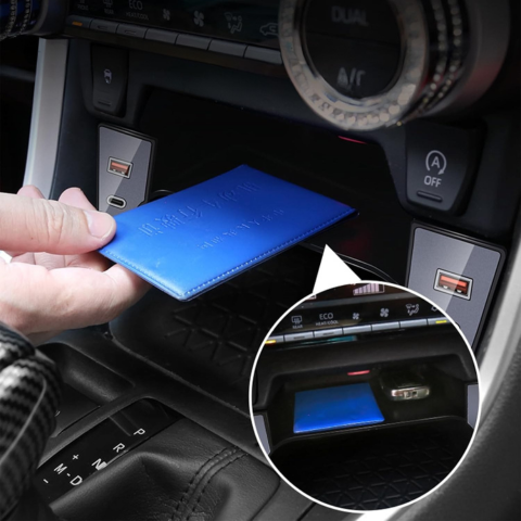 USB-Autohub — Schnelles Laden und diskrete Installation 